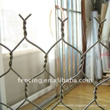 Galvanized hexagonal Mesh Fencing